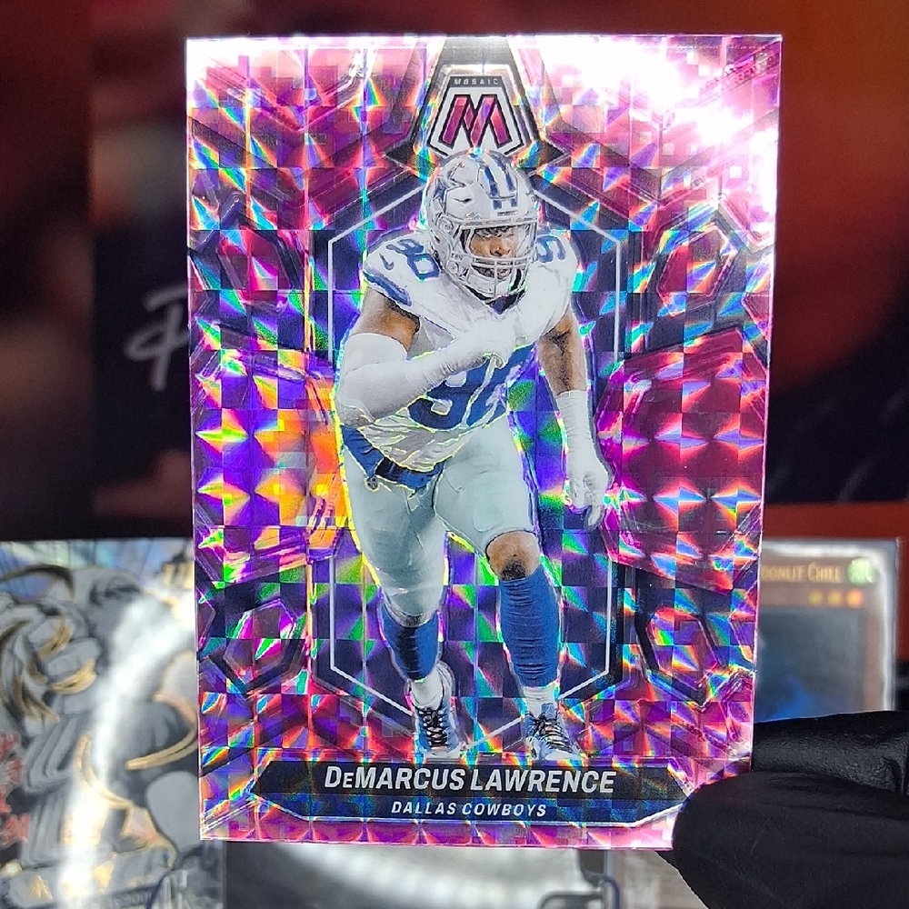 Panini Mosaic Pink Trading Card